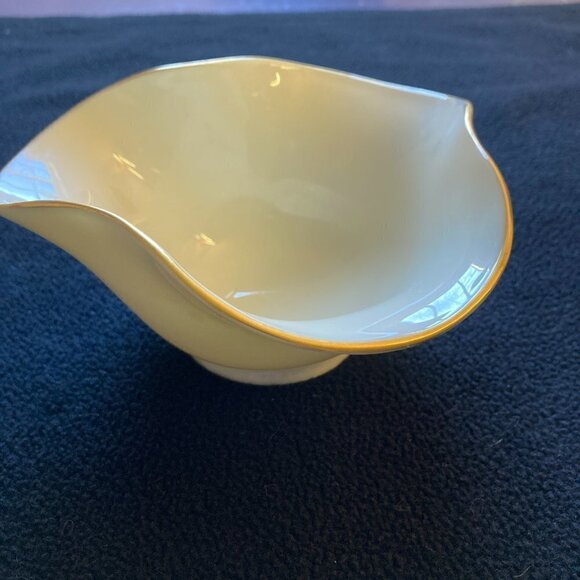 Lenox Bowl, EUC - Picture 5 of 7